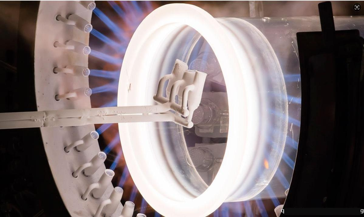 Hva er de forskjellige bruksområdene for kvarts i halvlederproduksjon?